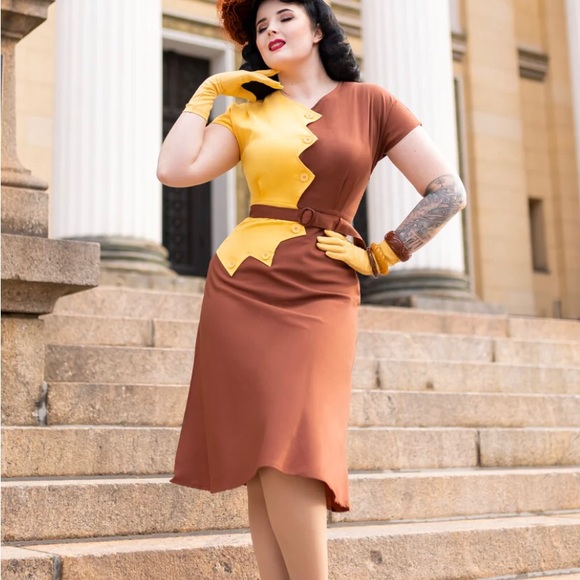 Pinup Dress - Picture 1 of 10
